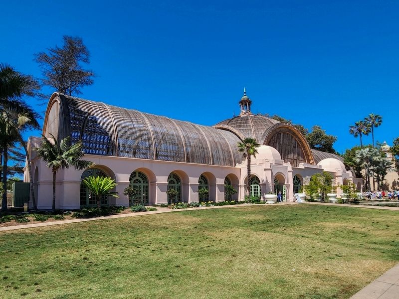 The Botanical Building image. Click for full size.