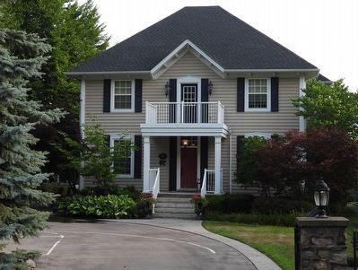 Pettit House (Replica). Click for full size. Pettit House (Replica) image. Click for full size.