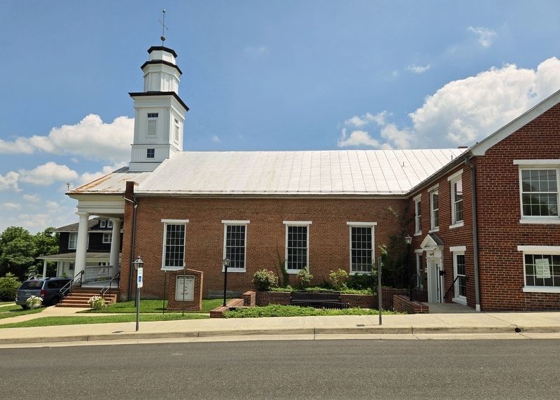 Strasburg Presbyterian Church image. Click for full size.