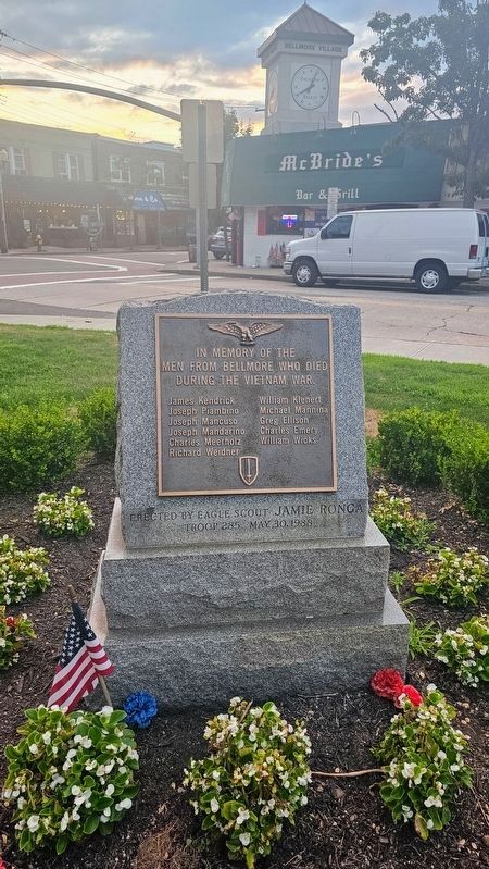 Vietnam War Marker image. Click for full size.