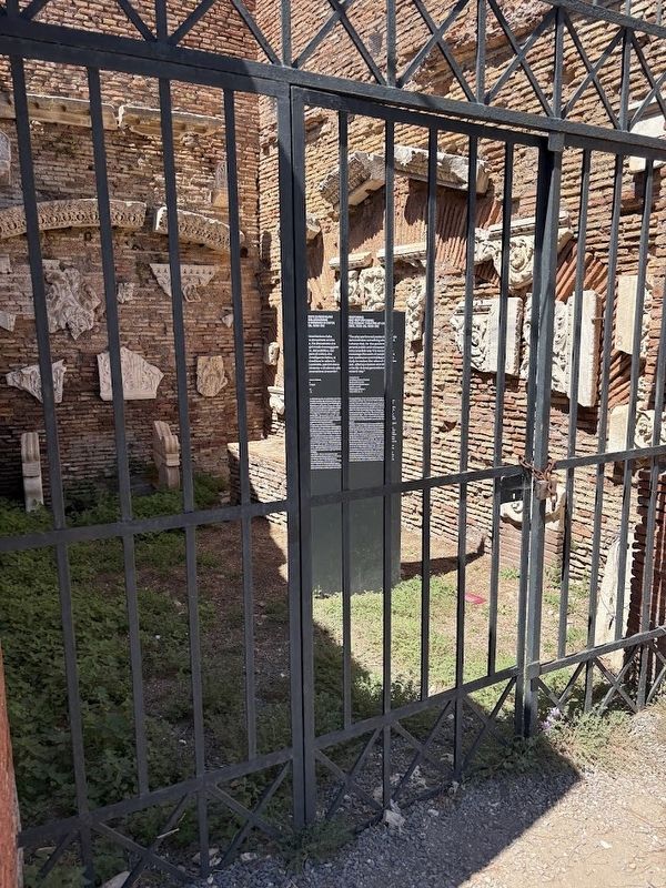 Gli Interventi ii Restauro e Rifunzionalizzazione del Teatro Romano di Ostia Marker image. Click for full size.