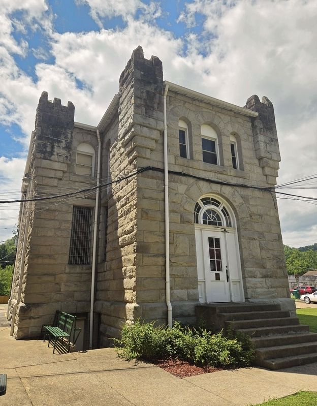 Braxton County Jail and Marker. Click for full size. Braxton County Jail and Marker image. Click for full size.