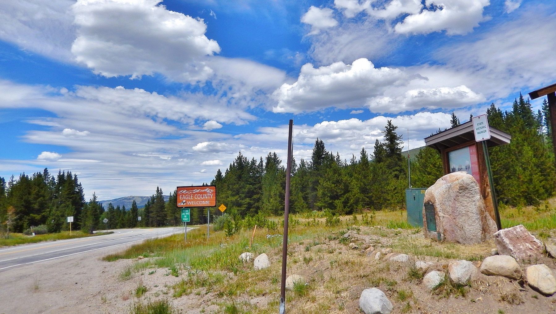 Tennessee Pass Marker image. Click for full size.