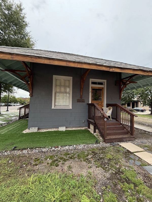 Hartsville Passenger Depot. Click for full size. Hartsville Passenger Depot image. Click for full size.