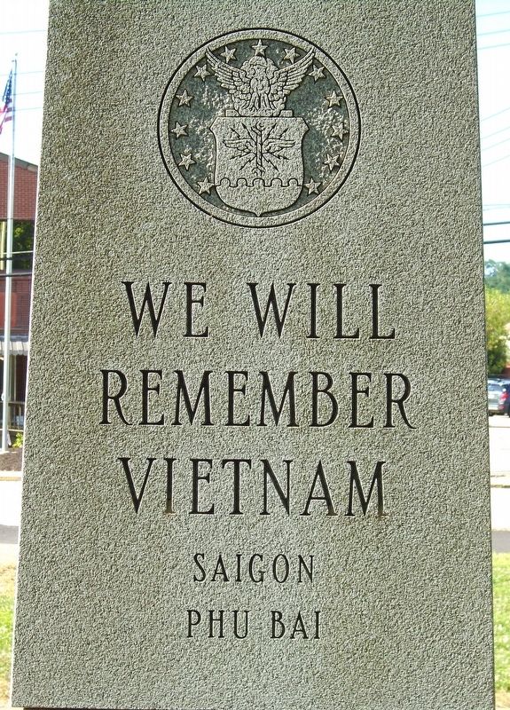 Vietnam War Memorial. Click for full size. Vietnam War Memorial image. Click for full size.