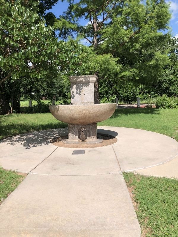 Shawnee Horse Trough Marker image. Click for full size.