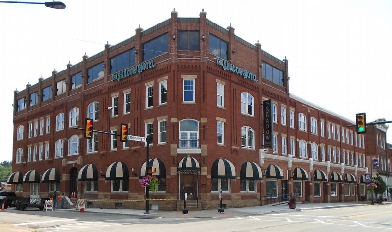 The Shadow Hotel (former Pantall Hotel) at Mahoning and Jefferson Sts image. Click for full size.