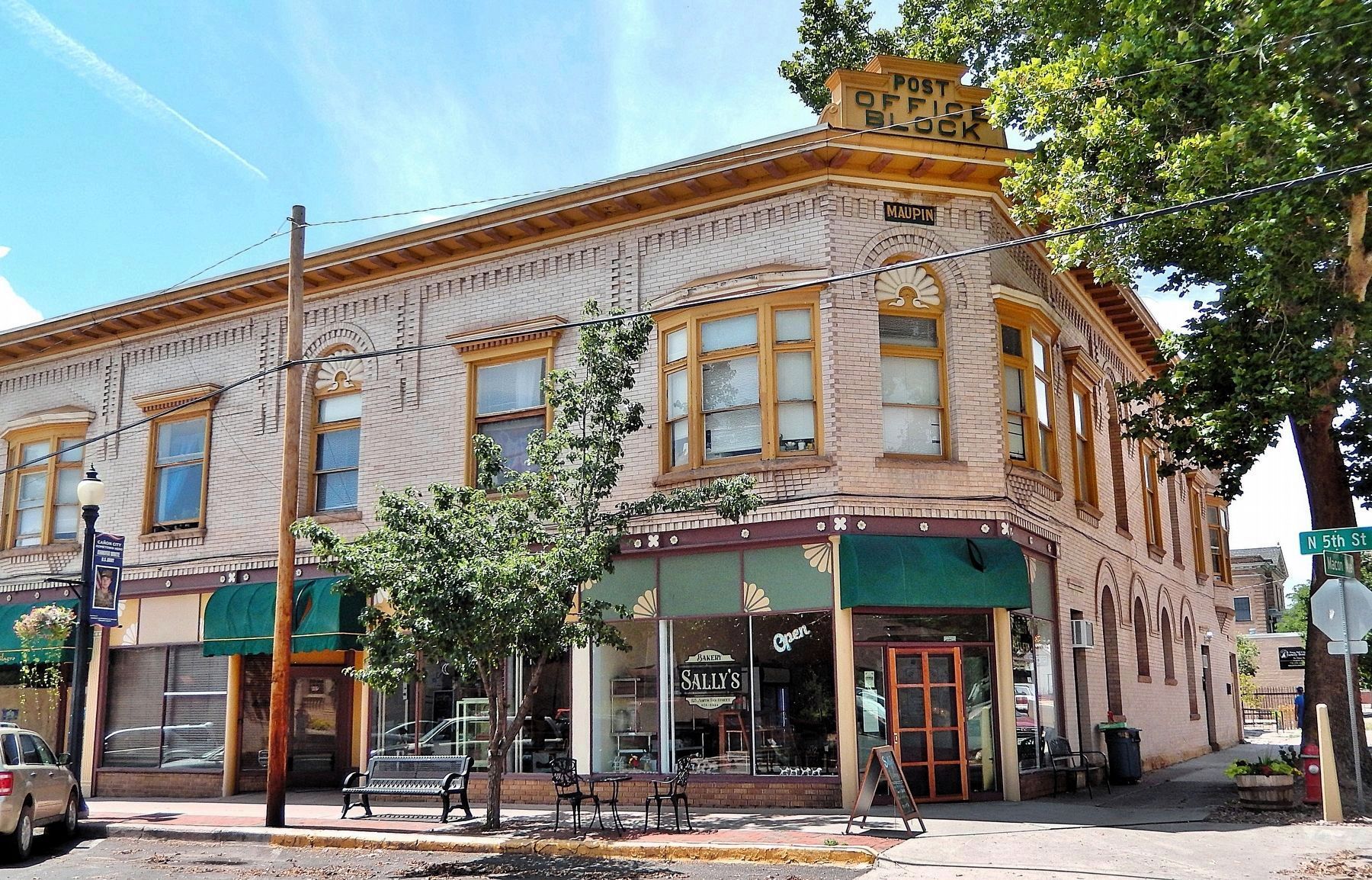 Maupin Building / Post Office Block (<i>northeast elevation</i>) image. Click for full size.
