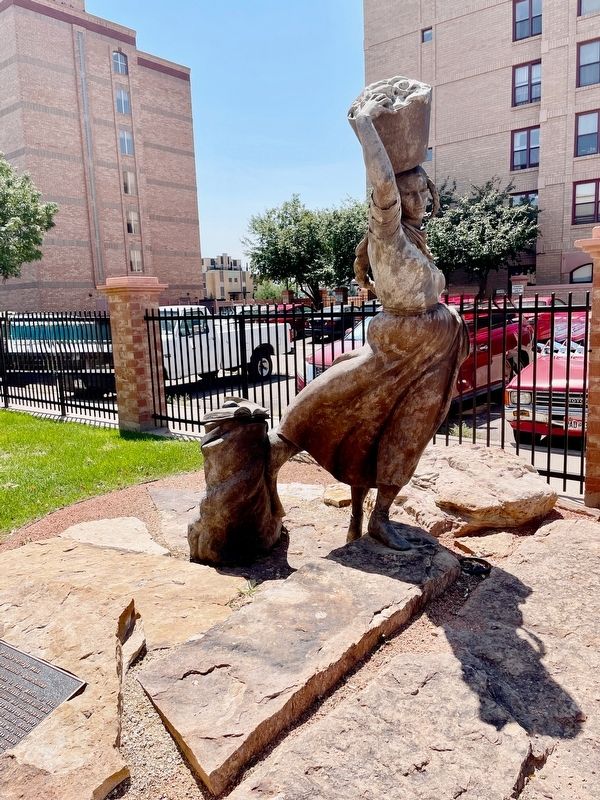 Sculpture of Teresita Sandoval by Deon Duncan. image. Click for full size.