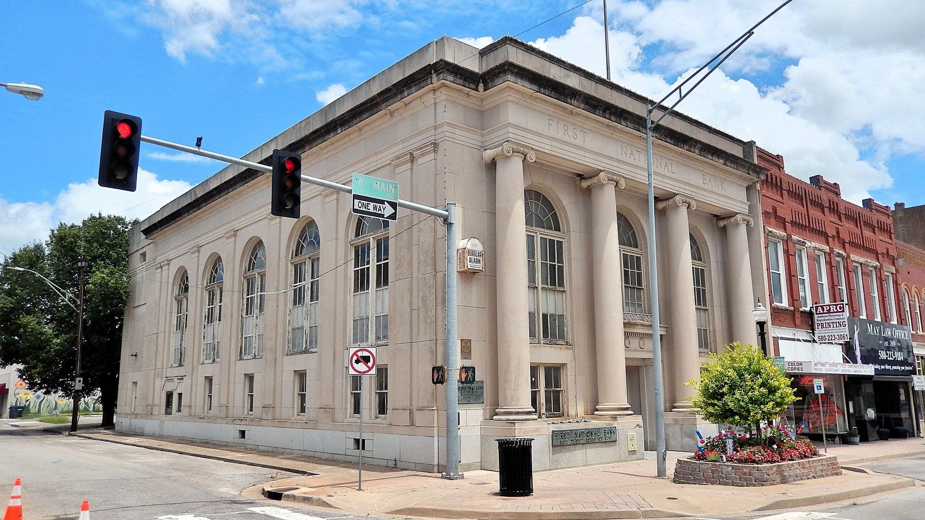 The First National Bank and Trust Company of Ardmore (<i>southwest elevation</i>). Click for full size. The First National Bank and Trust Company of Ardmore (<i>southwest elevation</i>) image. Click for full size.