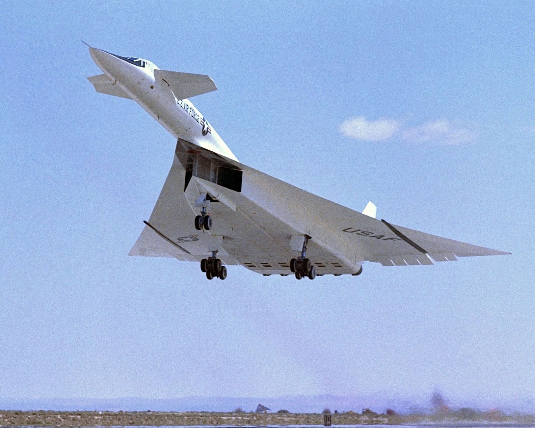 XB-70 Valkyrie image. Click for full size.
