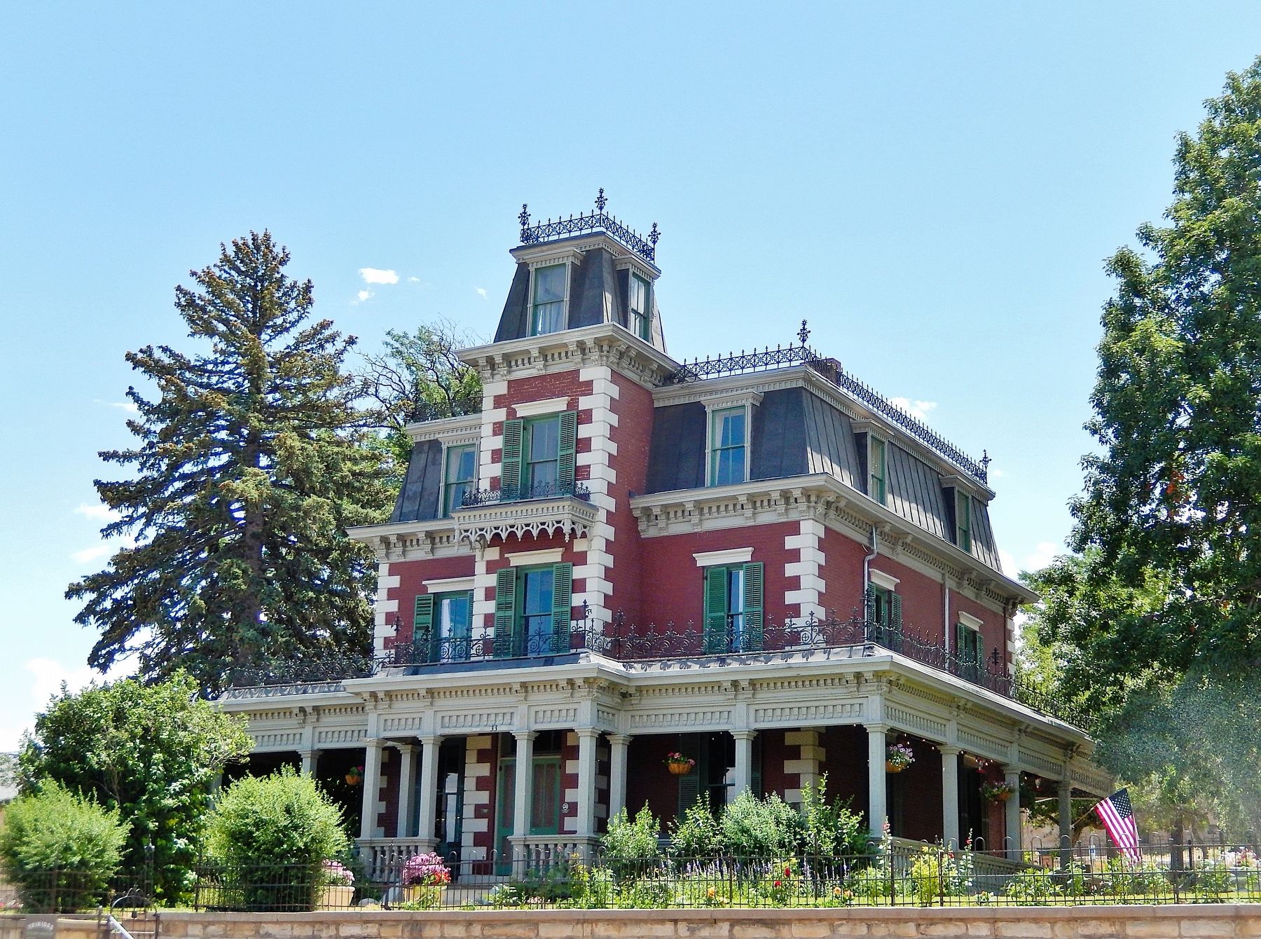 Frank G. Bloom House (<i>northwest elevation</i>). Click for full size. Frank G. Bloom House (<i>northwest elevation</i>) image. Click for full size.