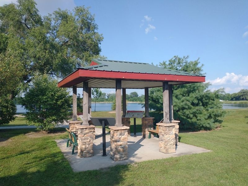The Lincoln Highway Marker image. Click for full size.