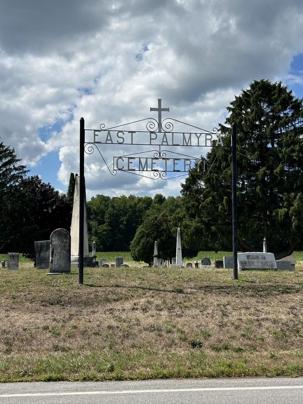 Patriots Burials Marker in East Palmyra Cemetery image. Click for full size.