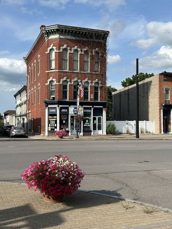 Building Directly Across The Street From The Memorial Marker image. Click for full size.