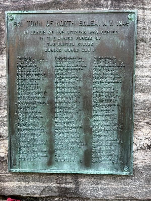 North Salem World War II Memorial image. Click for full size.