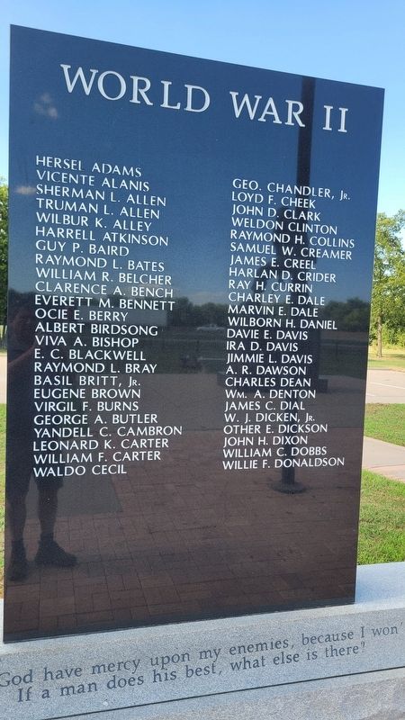 Audie Murphy Hunt County War Memorial image. Click for full size.