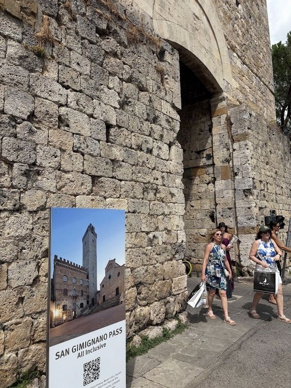 Front of the marker at Porta San Giovanni. Click for full size. Front of the marker at Porta San Giovanni image. Click for full size.