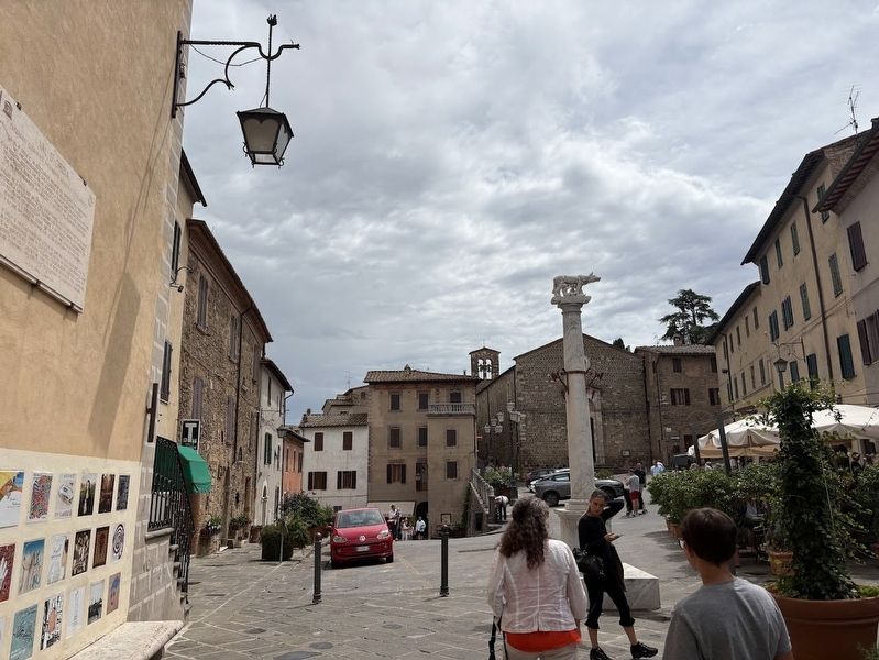 Val d'Orcia Marker. Click for full size. Val d'Orcia Marker image. Click for full size.