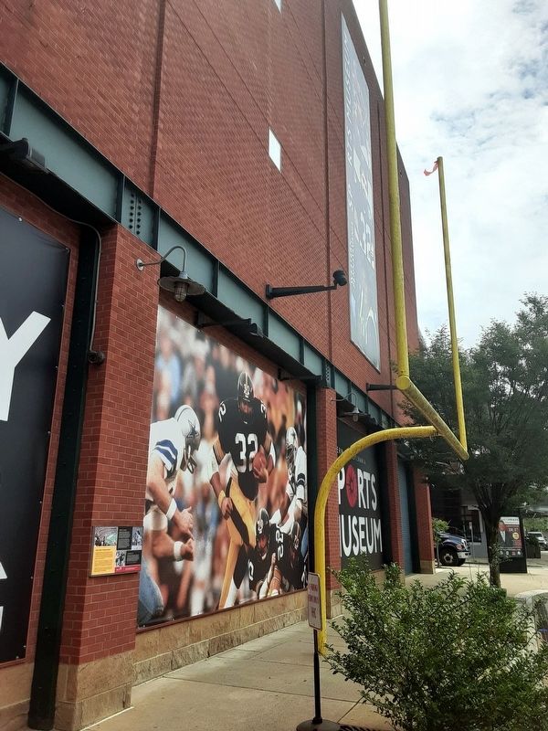 Three Rivers Stadium Goalposts and Marker image. Click for full size.