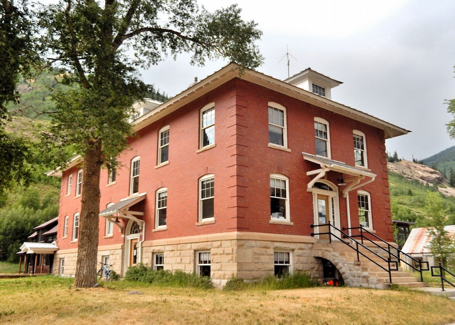 Miner's Union Hospital (<i>southeast elevation</i>). Click for full size. Miner's Union Hospital (<i>southeast elevation</i>) image. Click for full size.