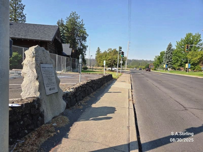 Whist-Alks Way Marker at the sidewalk on the edge of SFCC campus, The Lodge. image. Click for full size.