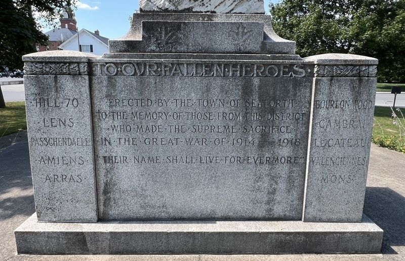 Seaforth Cenotaph. Click for full size. Seaforth Cenotaph image. Click for full size.