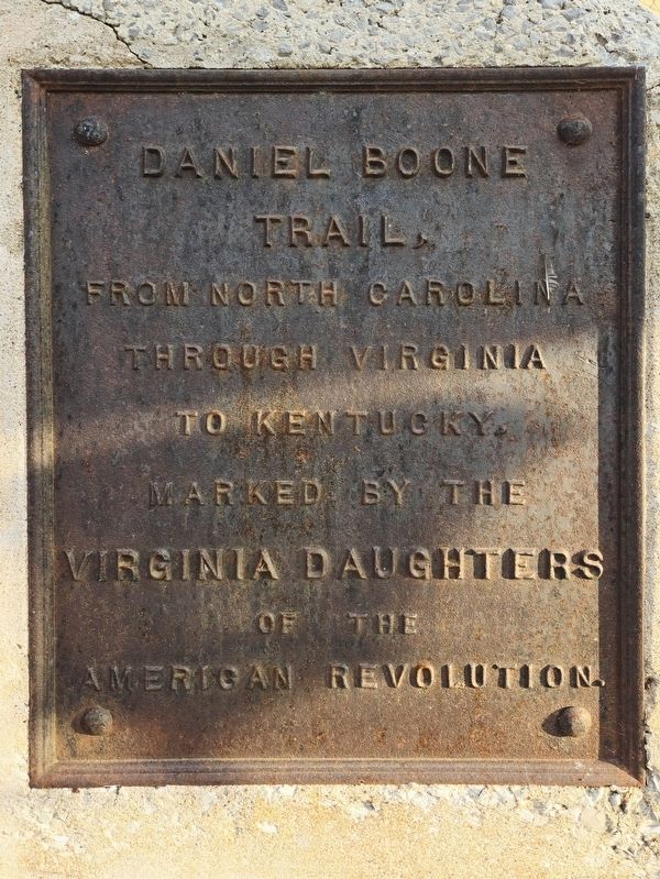 Daniel Boone Trail Marker image. Click for full size.
