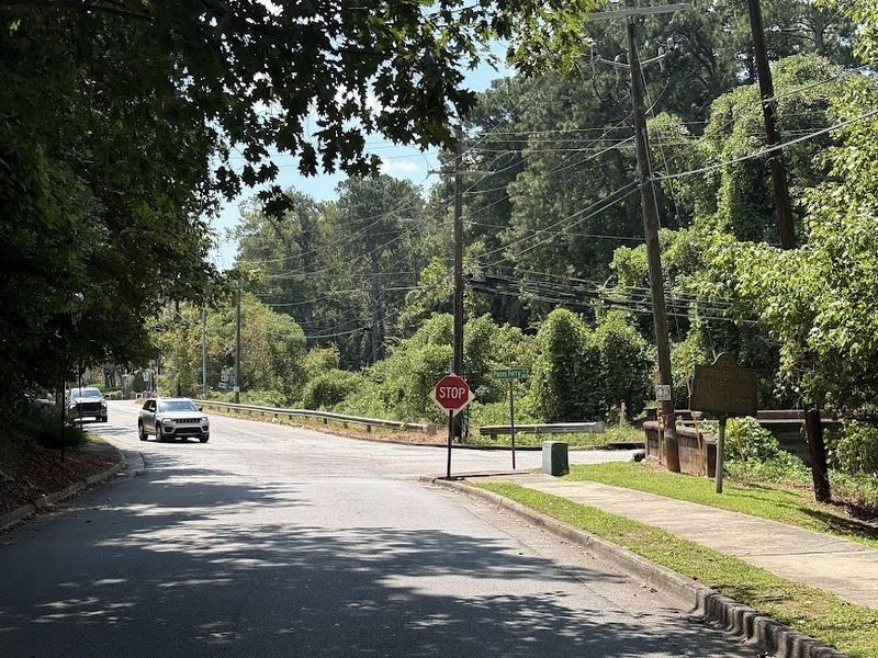 Federal Right Wing to Peachtree Creek Marker image. Click for full size.
