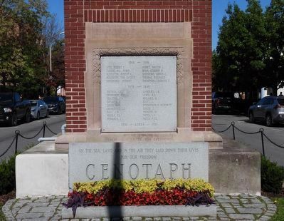 Niagara-on-the-Lake Cenotaph - south-east text image. Click for full size.