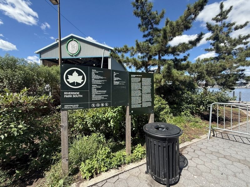 Riverside Park South Marker. Click for full size. Riverside Park South Marker image. Click for full size.