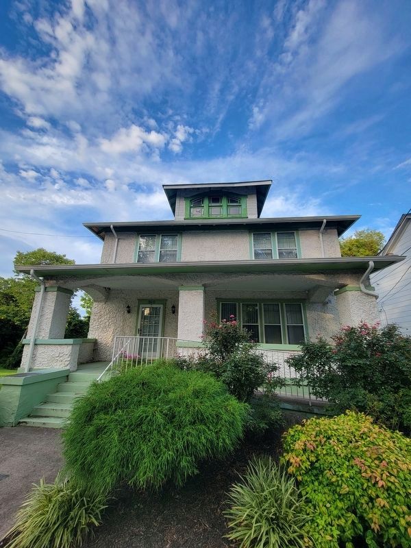 Yancey House image. Click for full size.