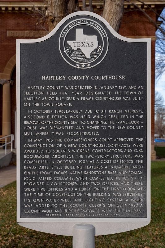 Hartley County Courthouse Marker. Click for full size. Hartley County Courthouse Marker image. Click for full size.