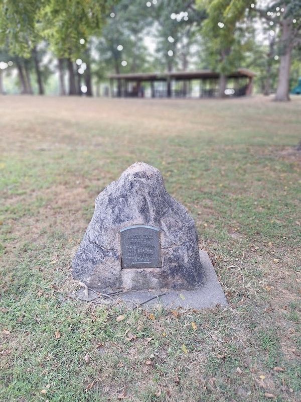 Lincoln Trail Marker image. Click for full size.