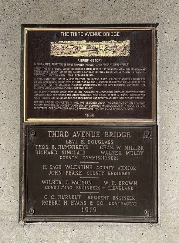 The Third Avenue Bridge Marker. Click for full size. The Third Avenue Bridge Marker image. Click for full size.