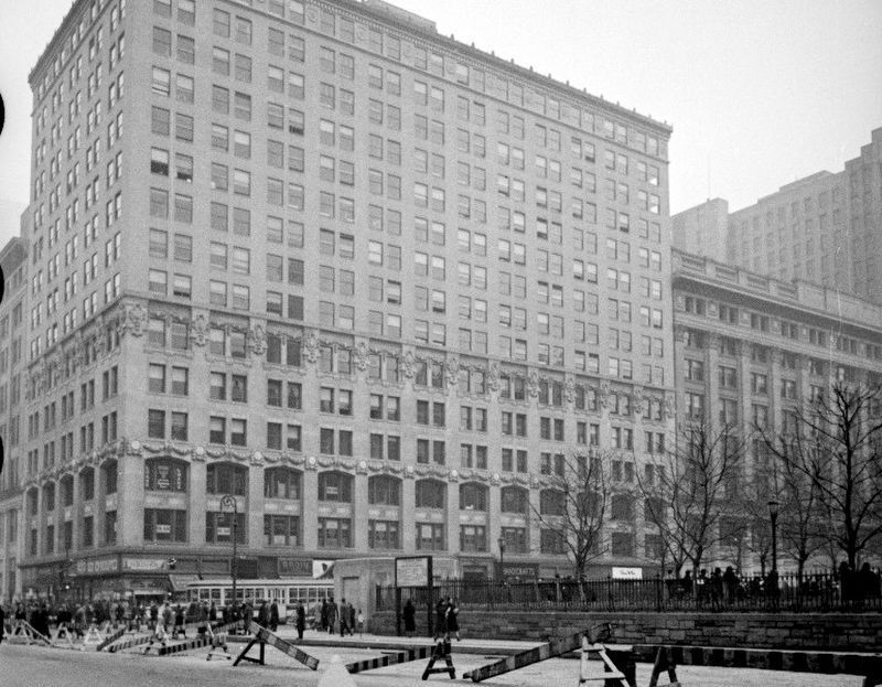 1100 Avenue of the Americas. Click for full size. 1100 Avenue of the Americas image. Click for full size.