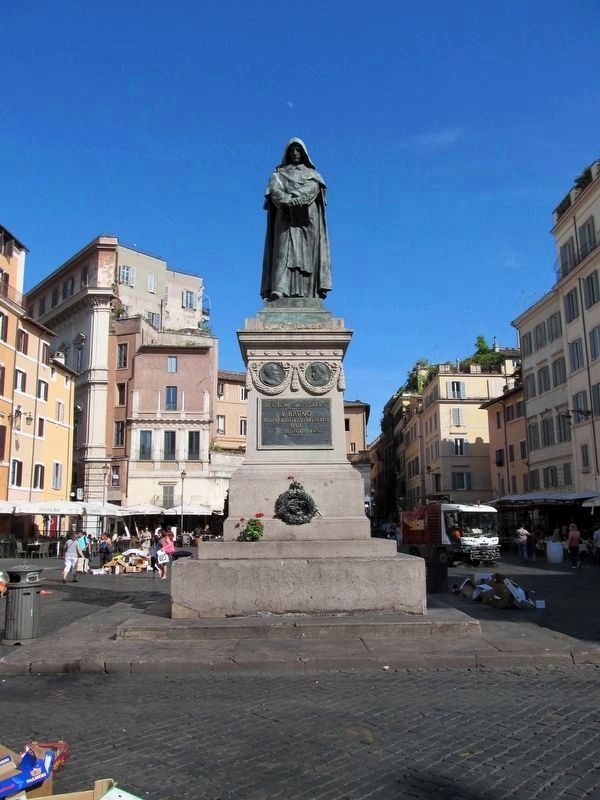 Giordano Bruno statue in Campo de' Fiori. Click for full size. Giordano Bruno statue in Campo de' Fiori image. Click for full size.