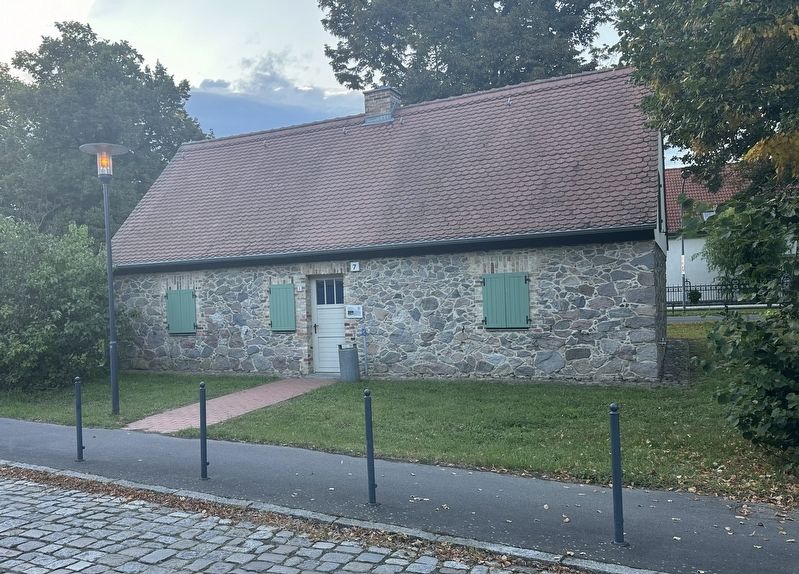 Tagel�hnerhaus / Day Laborers House and Marker image. Click for full size.