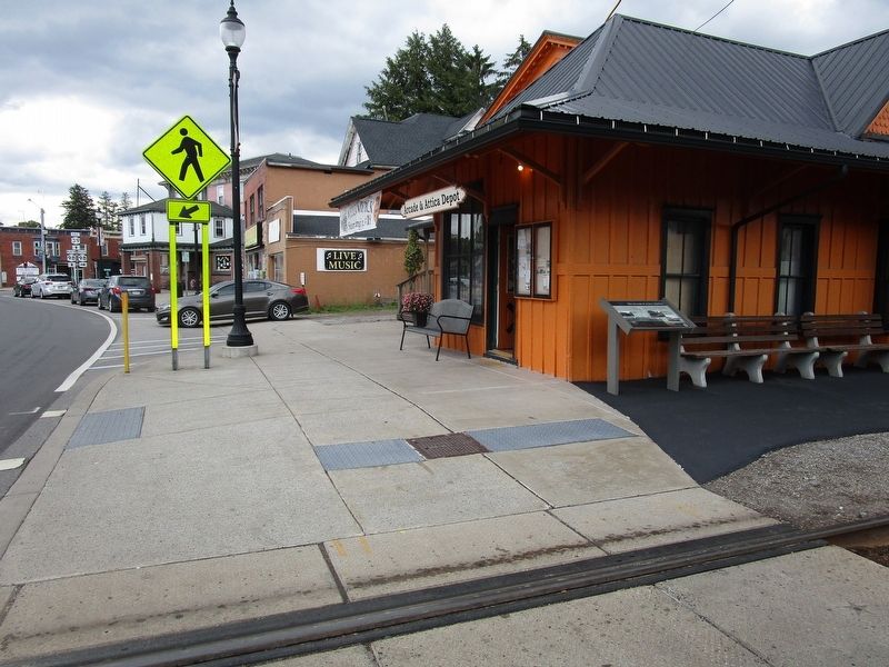 The Arcade & Attica Station & Marker image. Click for full size.