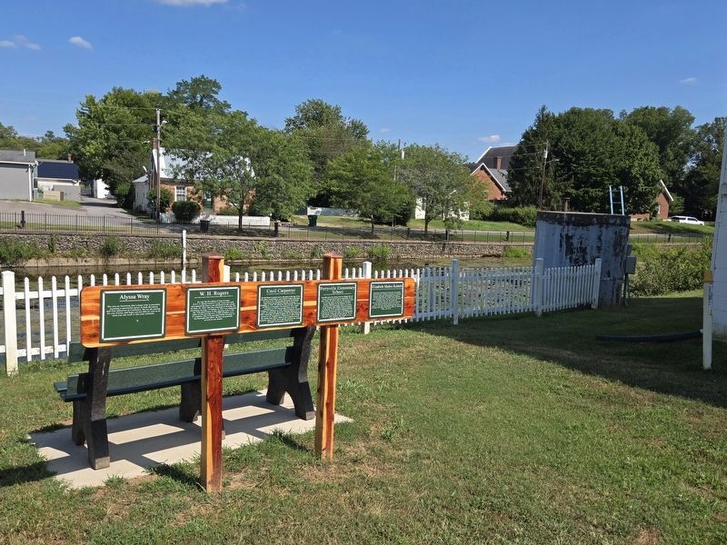 Elizabeth Madox Roberts Marker, part of a series of markers, located far right image. Click for full size.