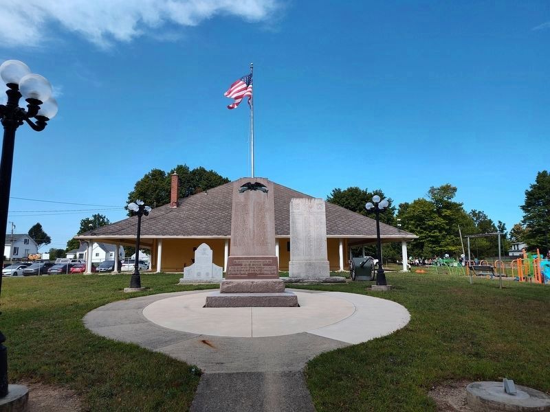St. Paris and Johnson Township World War I Memorial image. Click for full size.