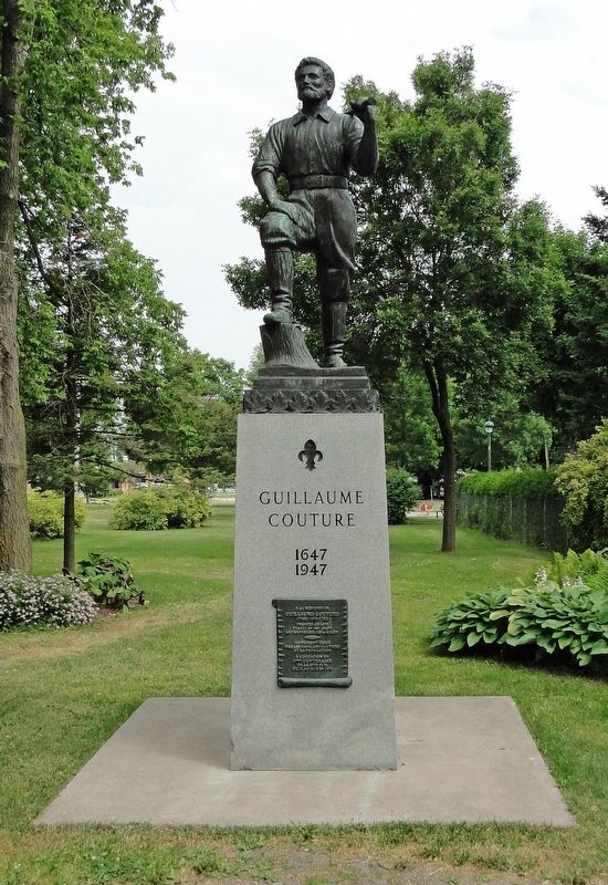 Monument Guillaume-Couture Marker. Click for full size. Monument Guillaume-Couture Marker image. Click for full size.