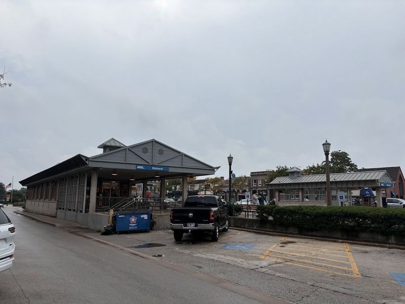 Elmhurst station image. Click for full size.