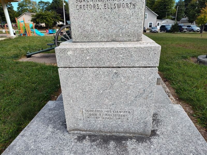 St. Paris and Johnson Township World War II Memorial image. Click for full size.
