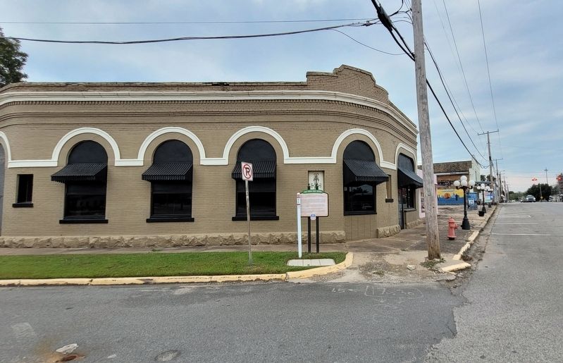 Old Town Post Office and Marker. Click for full size. Old Town Post Office and Marker image. Click for full size.