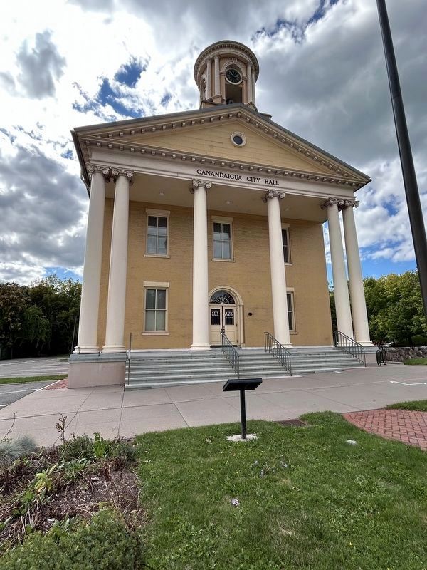 Canandaigua City Hall image. Click for full size.
