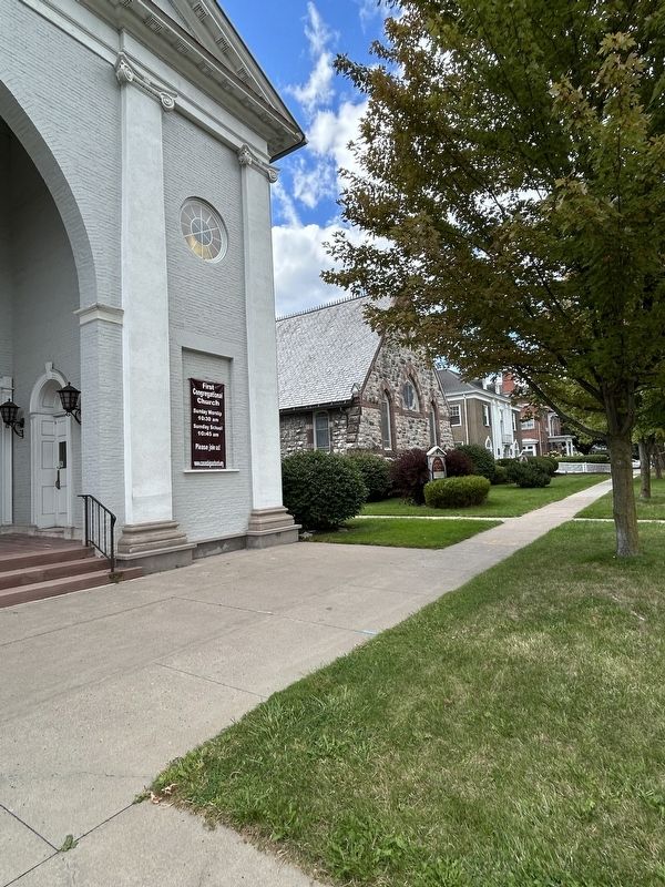 First Congregational Church Marker image. Click for full size.