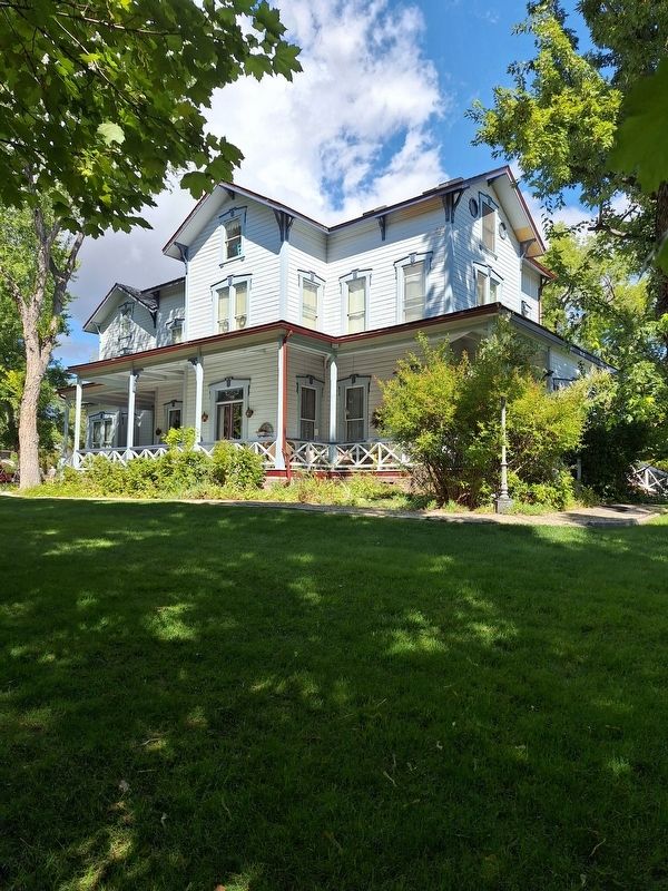 Bliss Mansion House. Click for full size. Bliss Mansion House image. Click for full size.