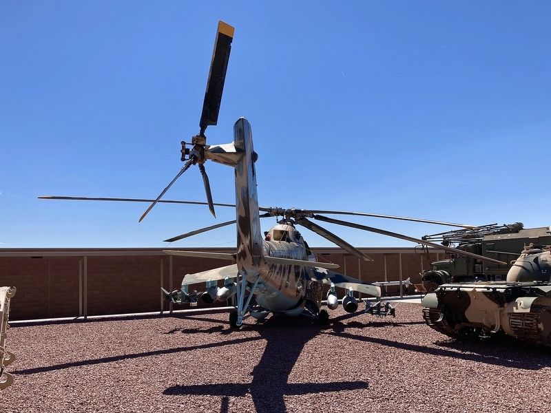 Mi-24 Hind image. Click for full size.