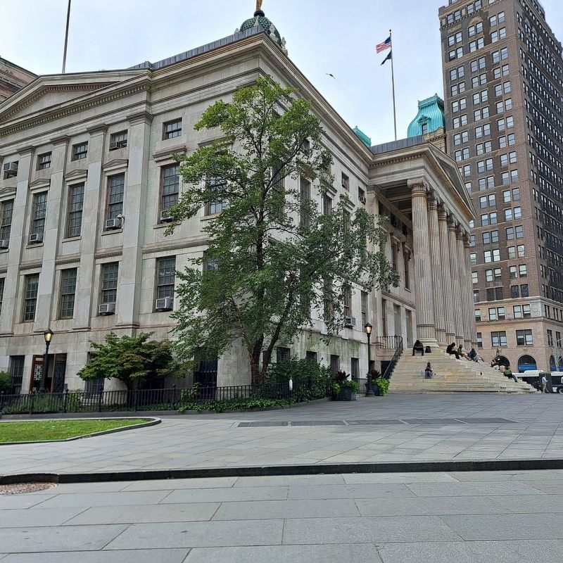Brooklyn Borough Hall image. Click for full size.